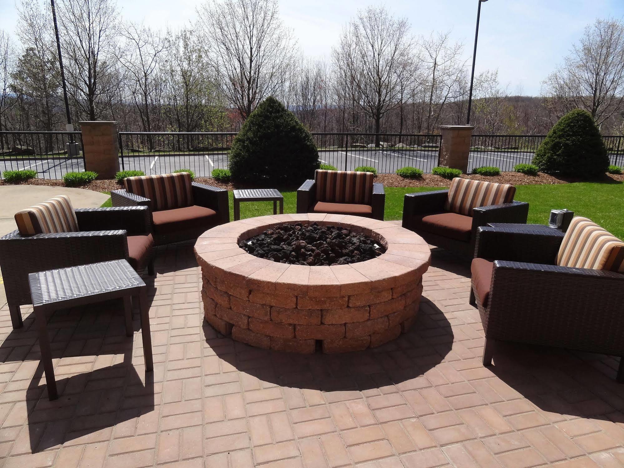 Courtyard By Marriott Scranton Montage Mountain Moosic Exterior foto
